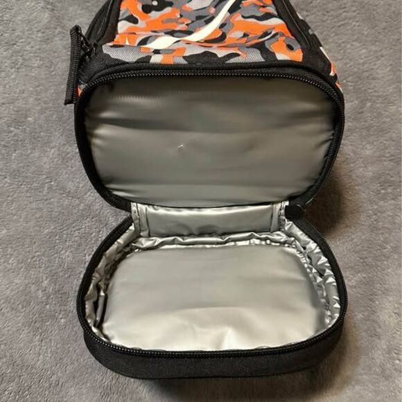 Nike Dome Black/ Orange/ Gray/ Camouflage Pattern Insulated Lunch Bag - Picture 5 of 9